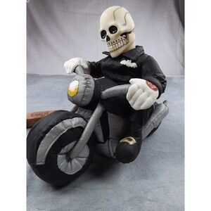 Halloween Vintage 2002 Skeleton on‎ Motorcycle Skull Crossbones Bat Plush